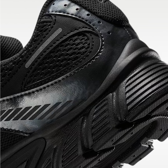 Nike V5 RNR - Picture 9 of 10